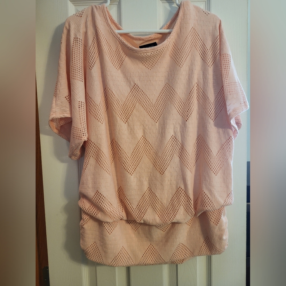 B Design Peach Chevron Women's Top